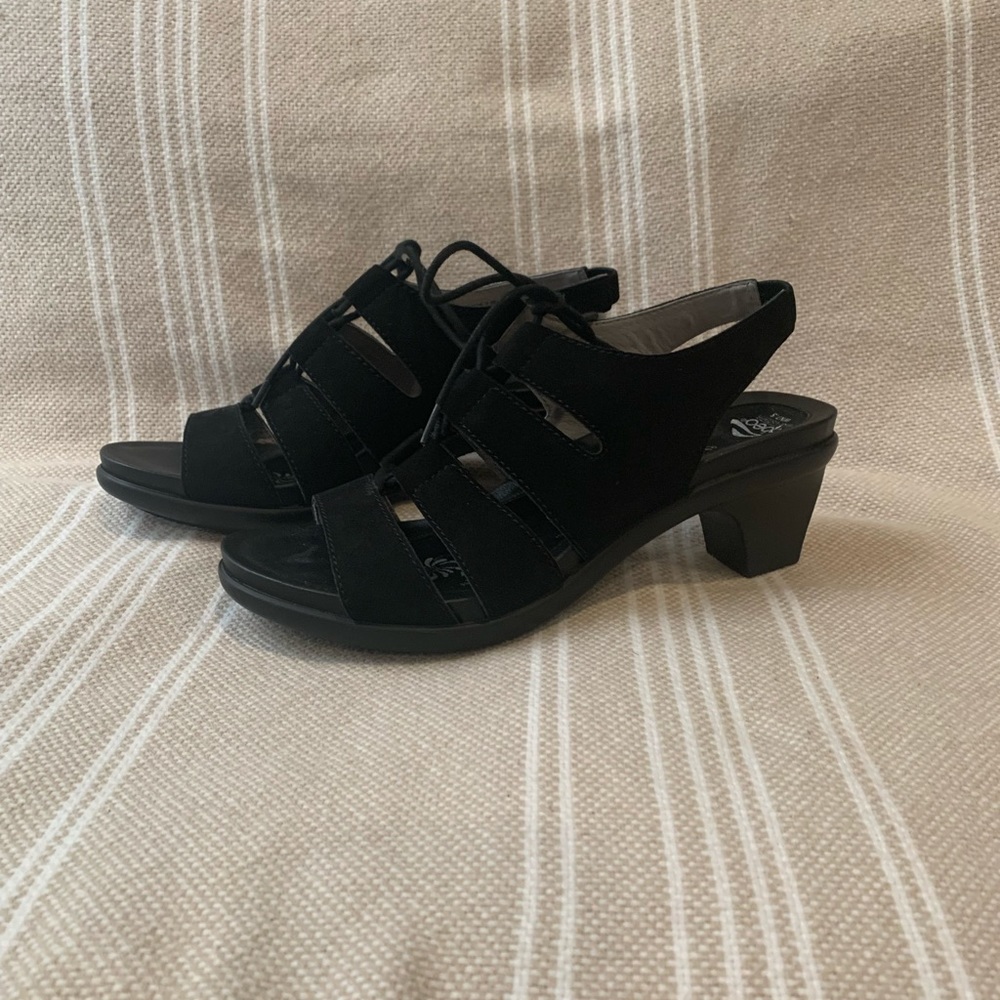 ABEO B.I.O.system black leather sandals size 7.5